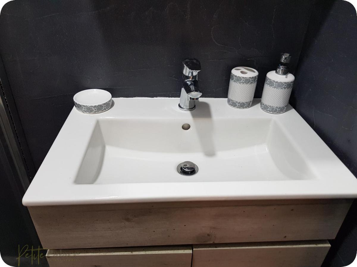 公寓 Petite Palace Rotonda 塞萨洛尼基